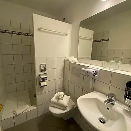 Hotell Hieronimi 2*